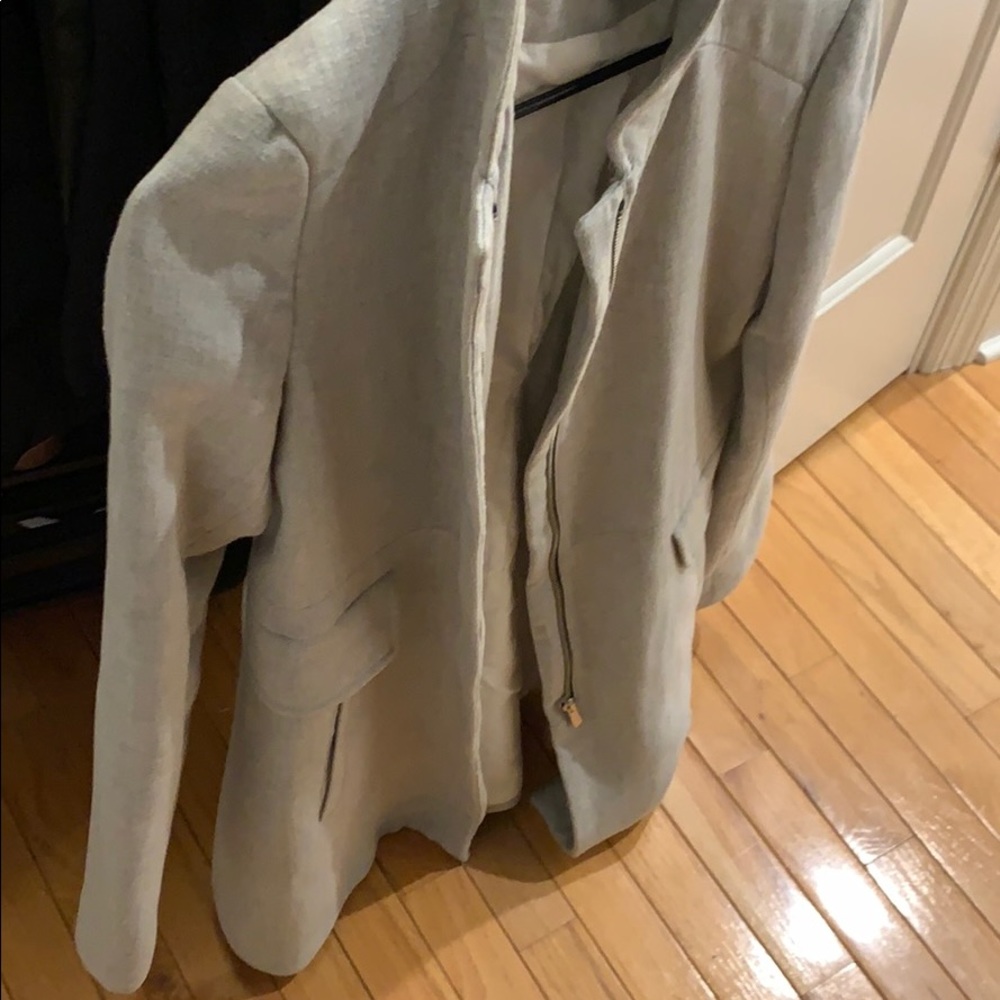 Zara jacket - Picture 4 of 4